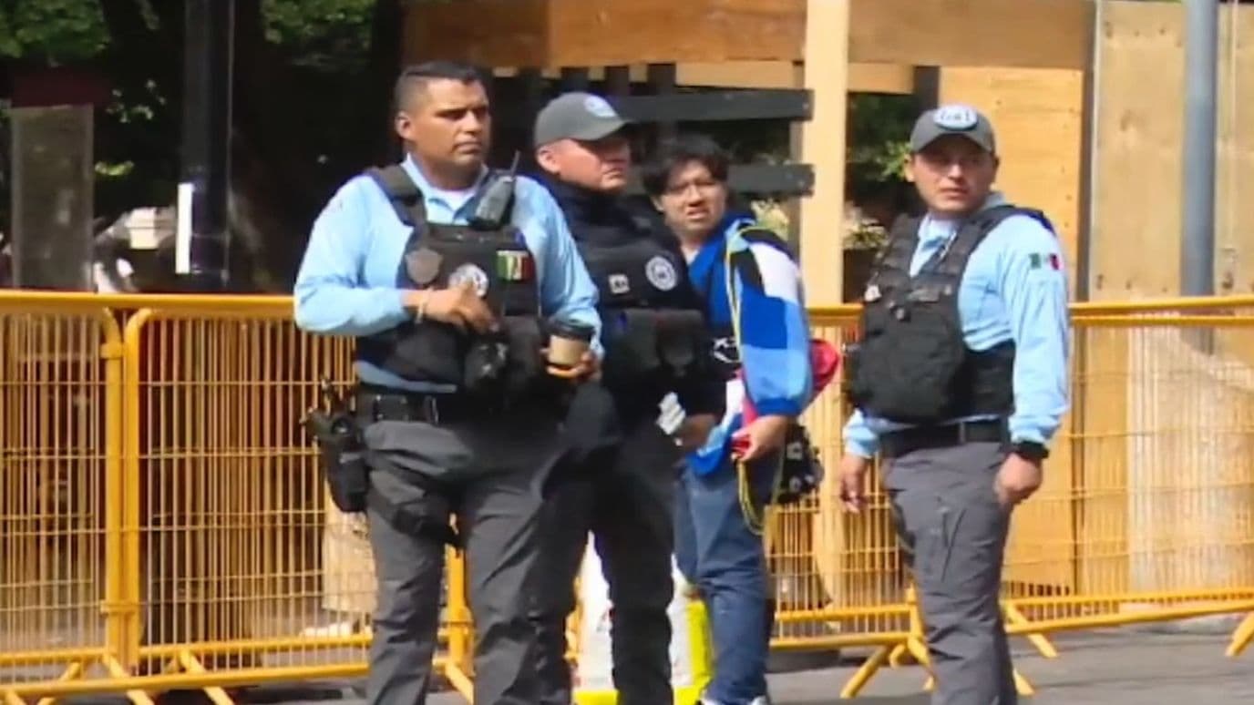 Policías municipales llegaron a la zona donde ocurrió el robo.