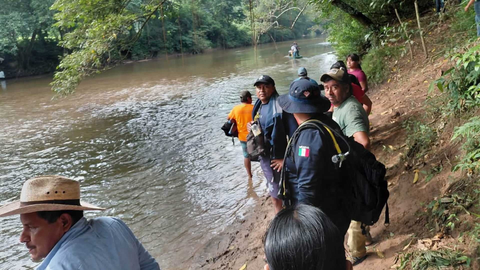 Refuerzan tareas de búsqueda del pescador desaparecido en Uxpanapa