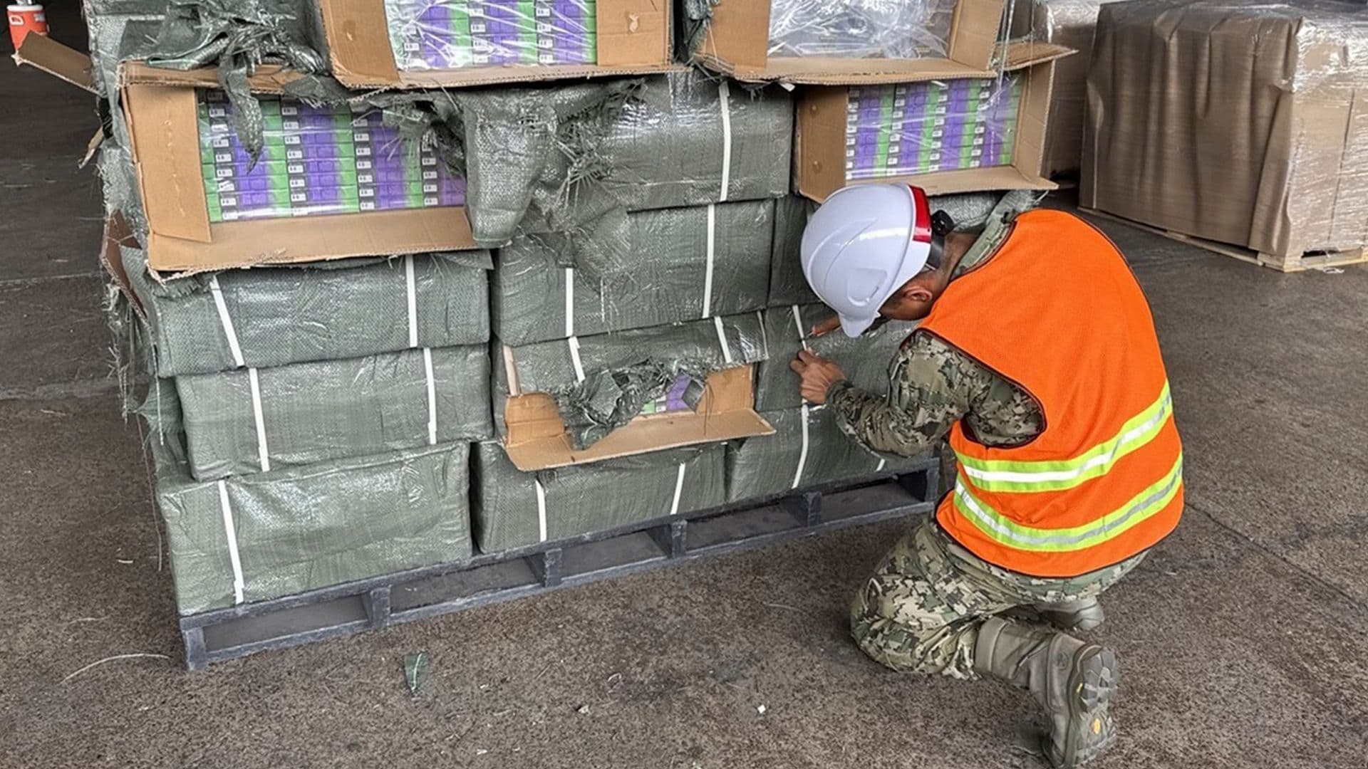 Aseguran Más de 8 Millones de Cigarros Apócrifos en Aduana de Lázaro Cárdenas