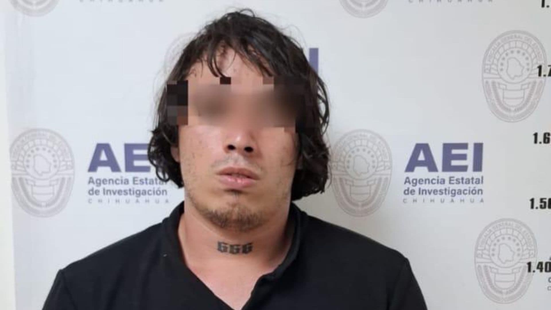 El joven es acusado de asesinar a su madre