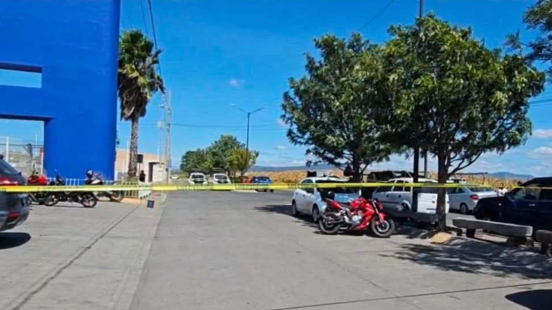 Asesinan a Taquero a Balazos Frente al Hospital General de Salamanca, Guanajuato