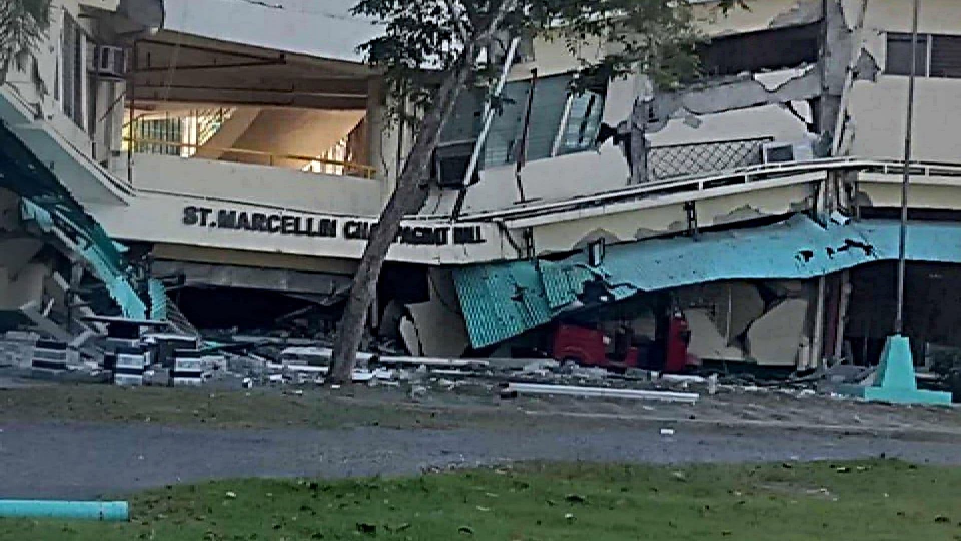 Terremoto en Filipinas de Magnitud 7.8 Deja Un Muerto y Edificios Colapsados