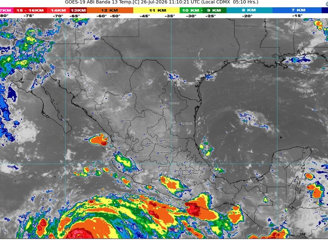 Trayectoria del huracán Genevieve en el Pacífico