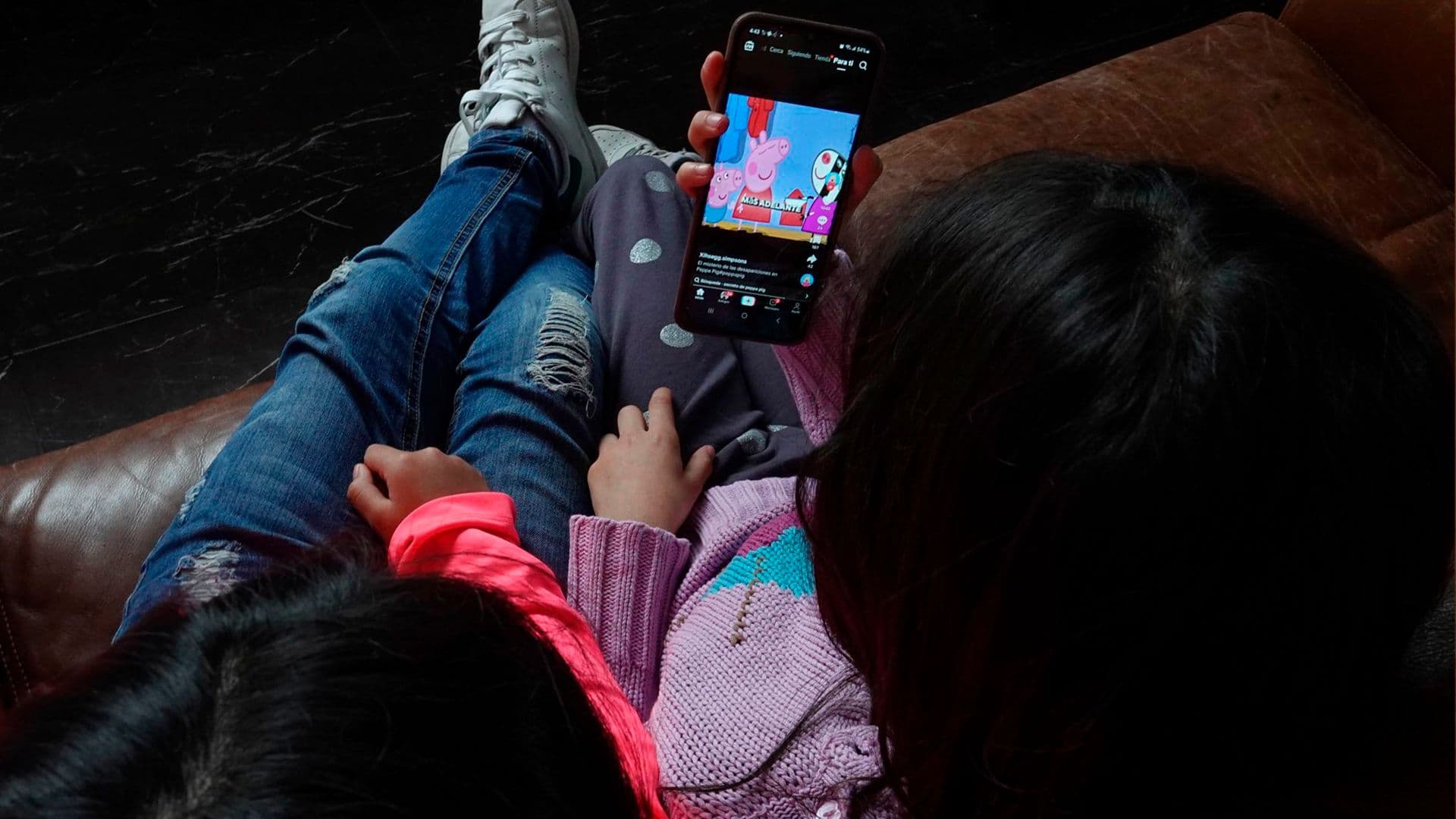 ¿Qué Pasará con los Celulares en Todas las Escuelas de México? SEP Explica el Acuerdo