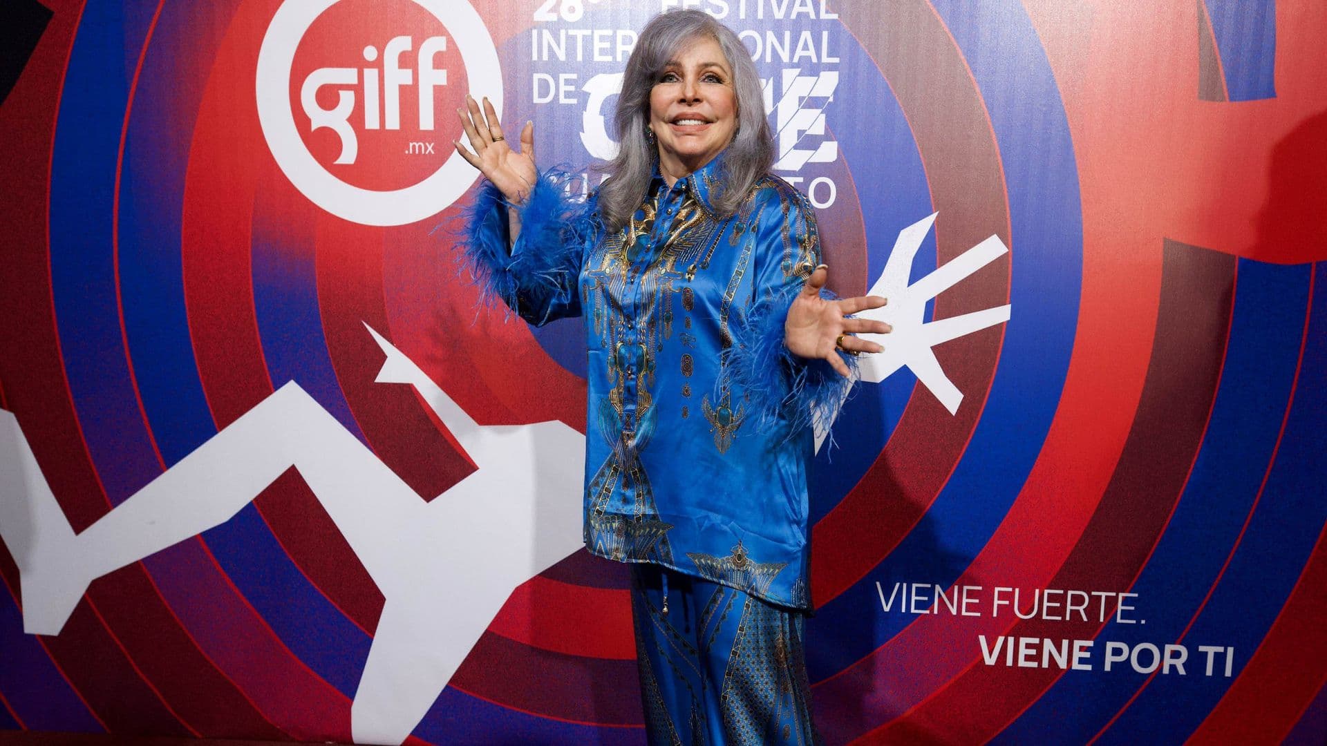 Veronica-Castro-Reaparece-Nuevo-Look