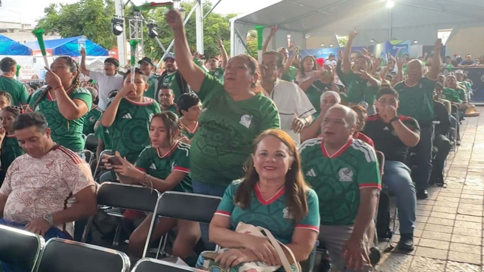 Desde temprana hora llegaron al Expiatorio.