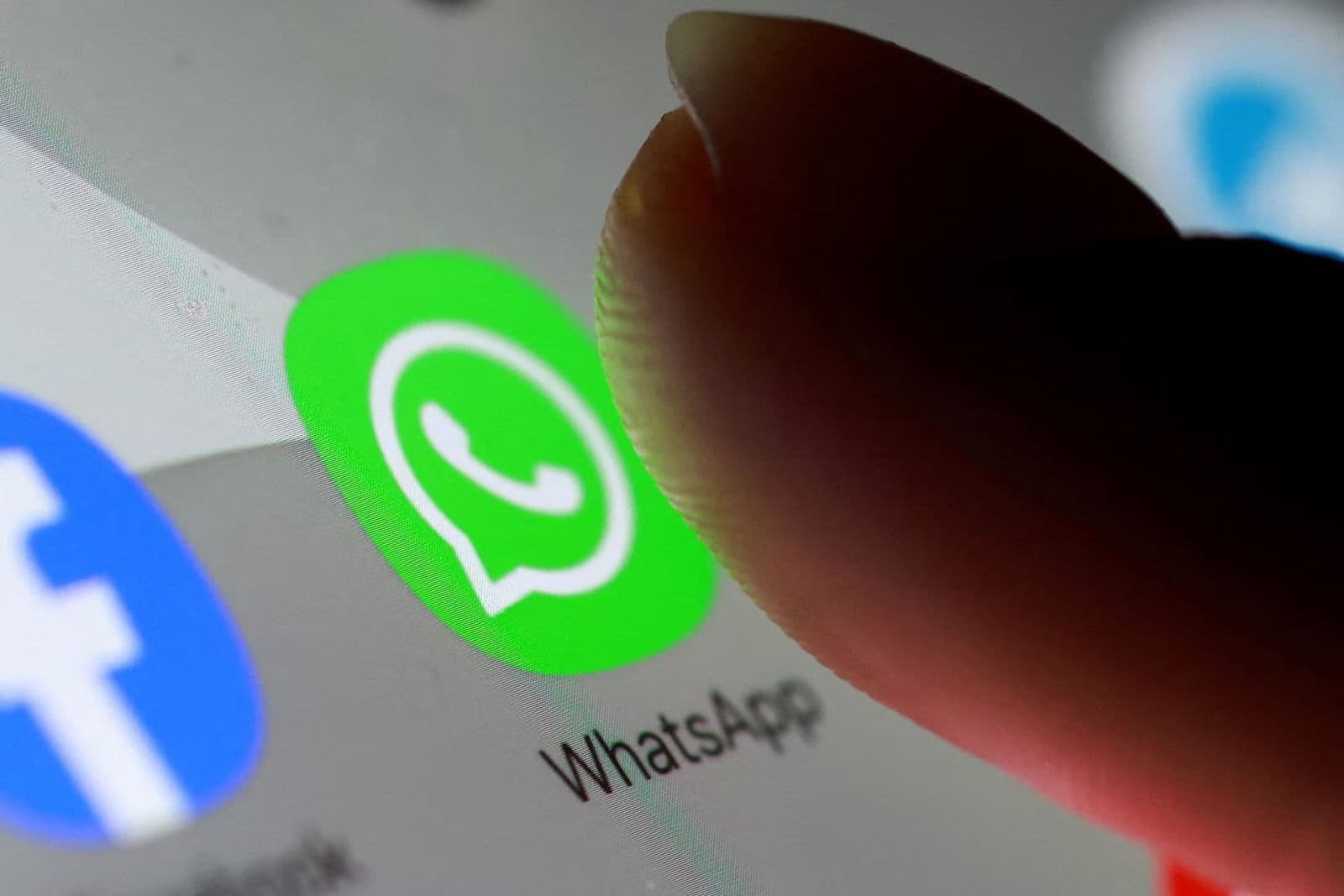 Condusef Emite Alerta por Descargas de Apps desde Enlaces Enviados por Mensajes y Correos