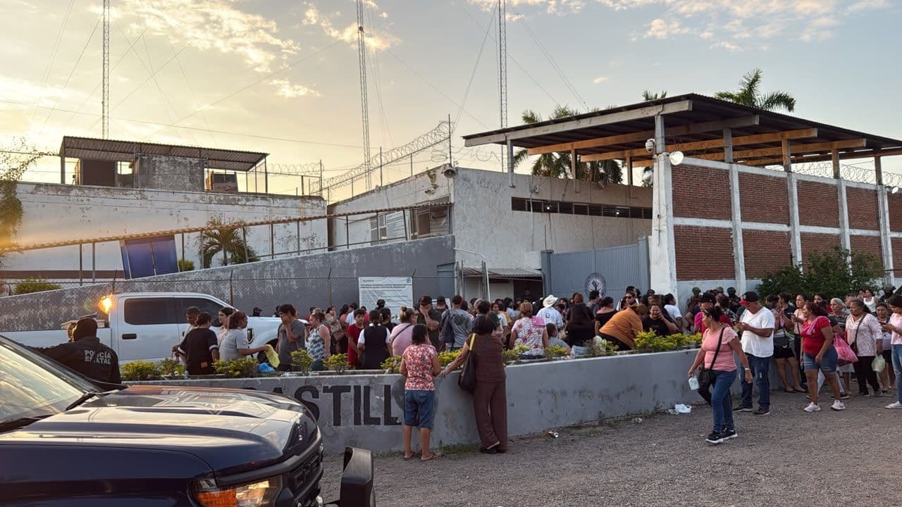 Riña en Penal de Mazatlán, Sinaloa: Revelan Lista de Muertos y Heridos; Hay un Menor de Edad