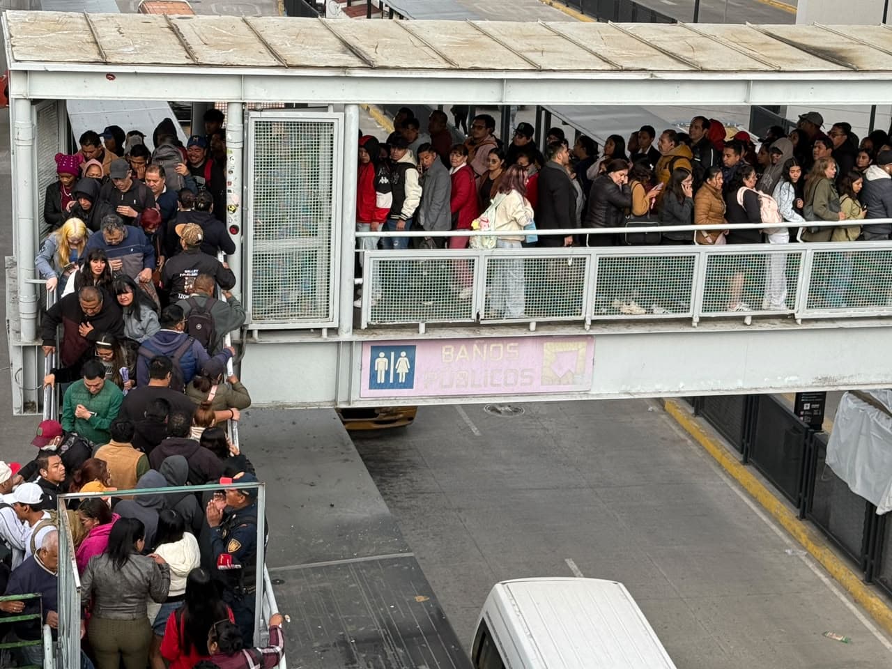 Usuarios de la Línea A del Metro