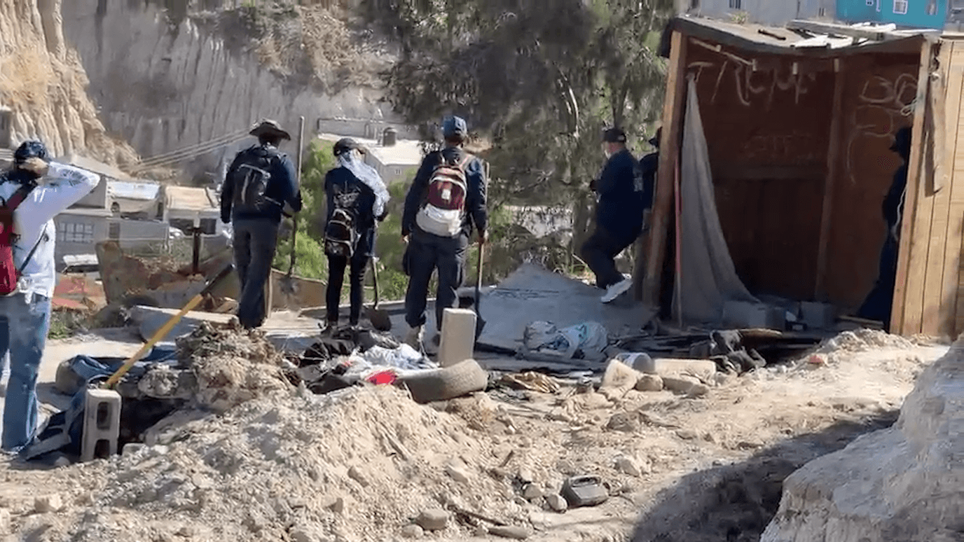 Colectivos Reanudan Búsqueda de Cuerpos en Predio de Cachanillas en Tijuana