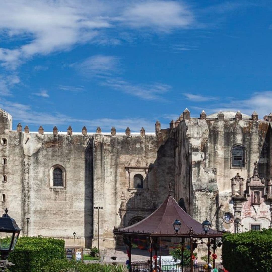 ¿Cómo Llegar a Yuriria Pueblo Mágico Conocido Como La Joya de Guanajuato? Lugares Por Visitar