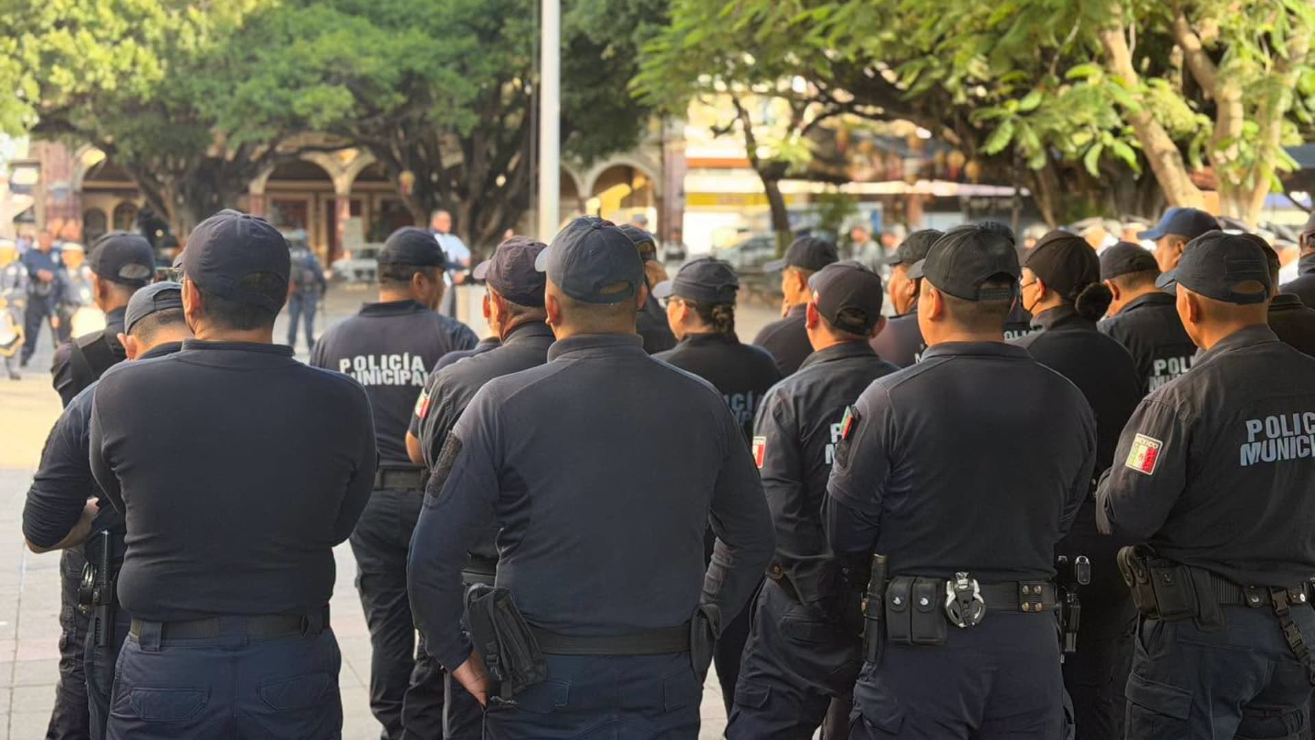 Detienen a 4 Policías de Zamora por Robar DVR y Un Perro de Bar Donde Hubo Masacre