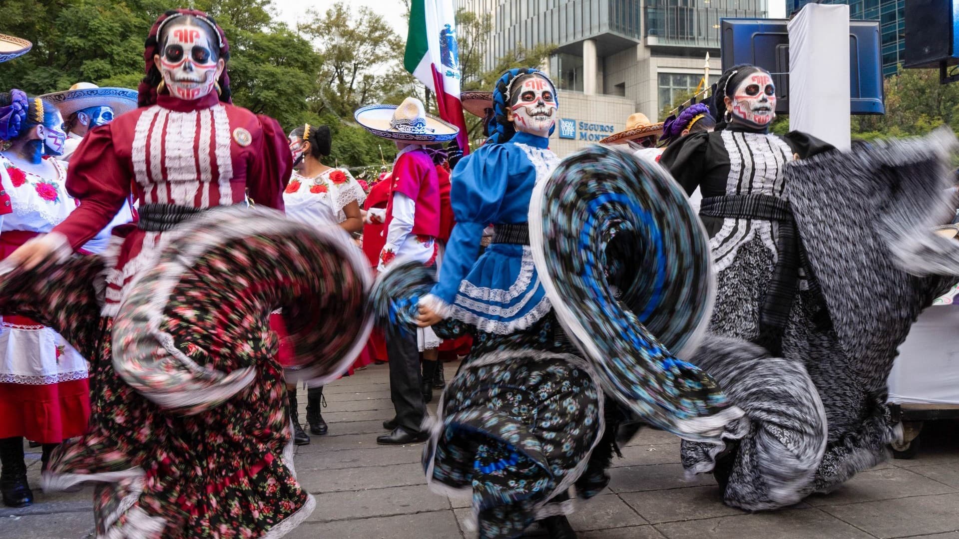 A Qué Hora Es y Dónde Ver el Desfile de Día de Muertos 2026 en CDMX