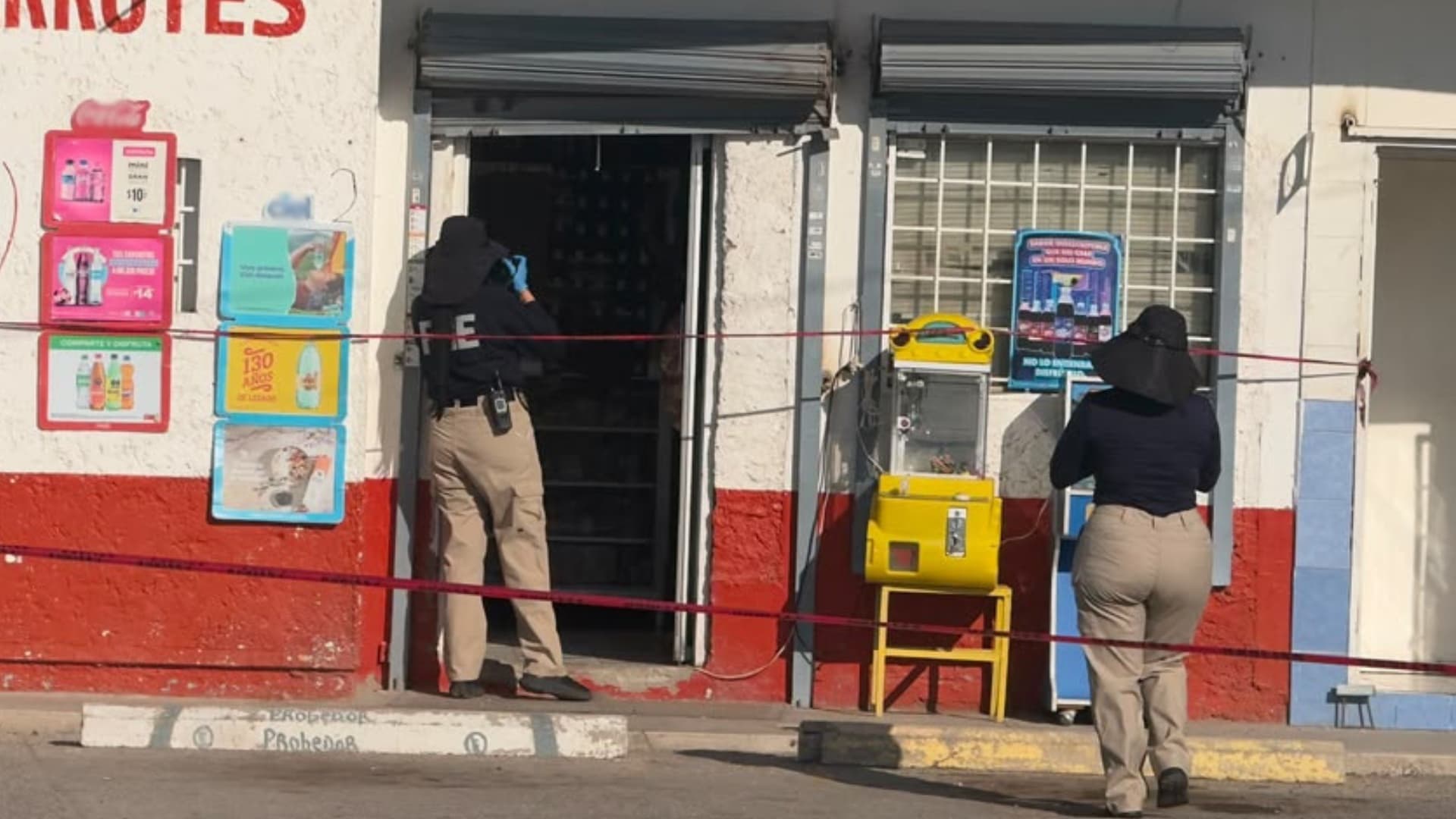 Los hechos ocurrieron en una tienda de abarrotes, propiedad de la víctima.