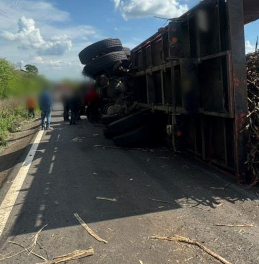 Se registra accidente en carretera Paso del Toro-Acayucan
