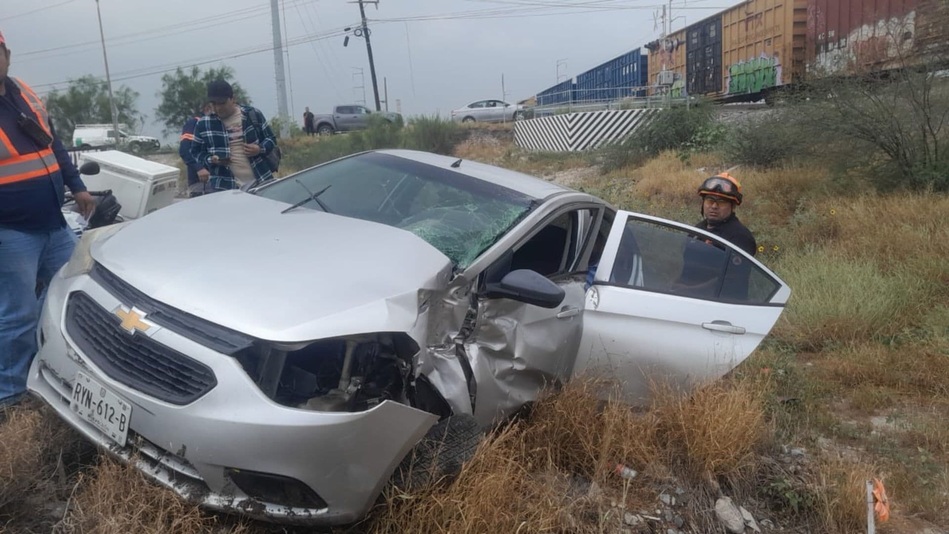 Choque tren y auto