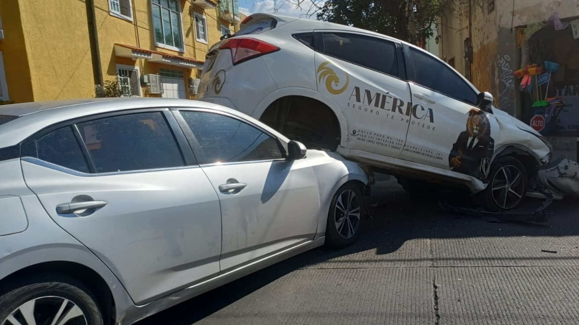 Accidente deja bebé herido
