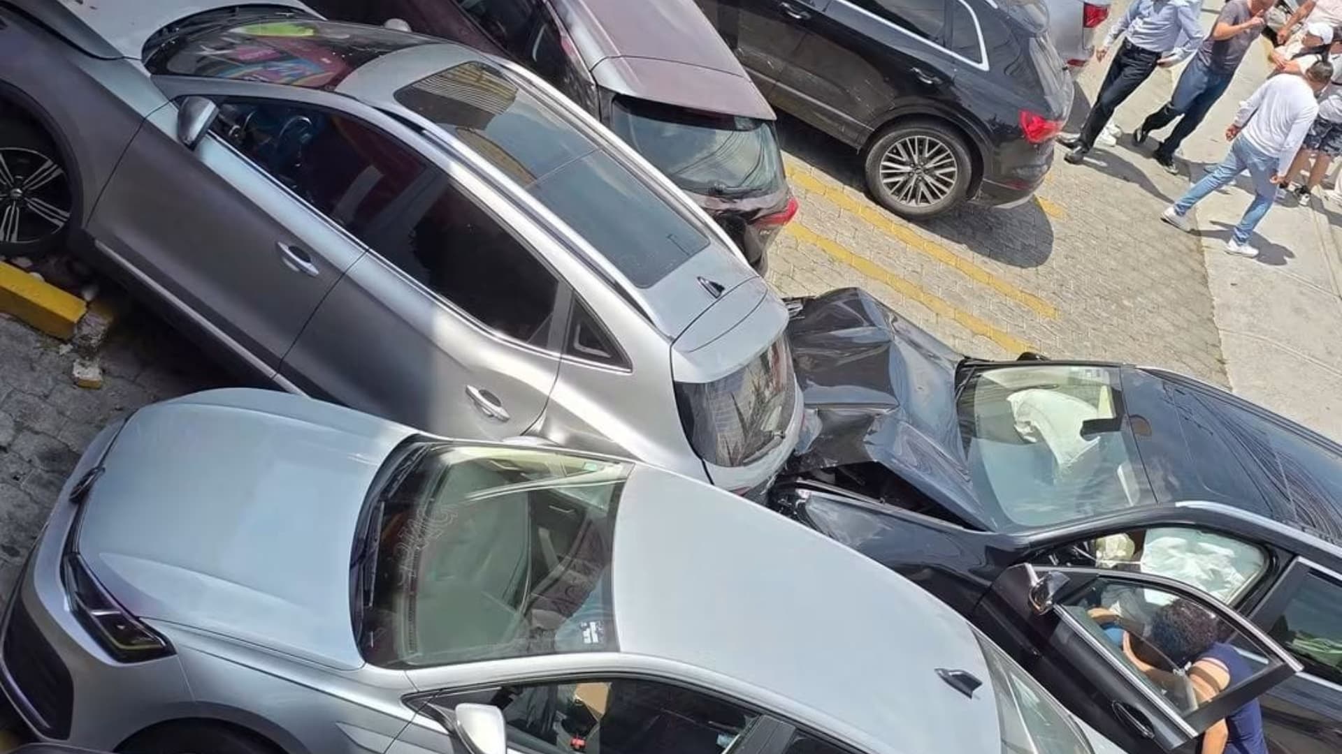 Accidente múltiple en Calzada Zavaleta de Puebla.