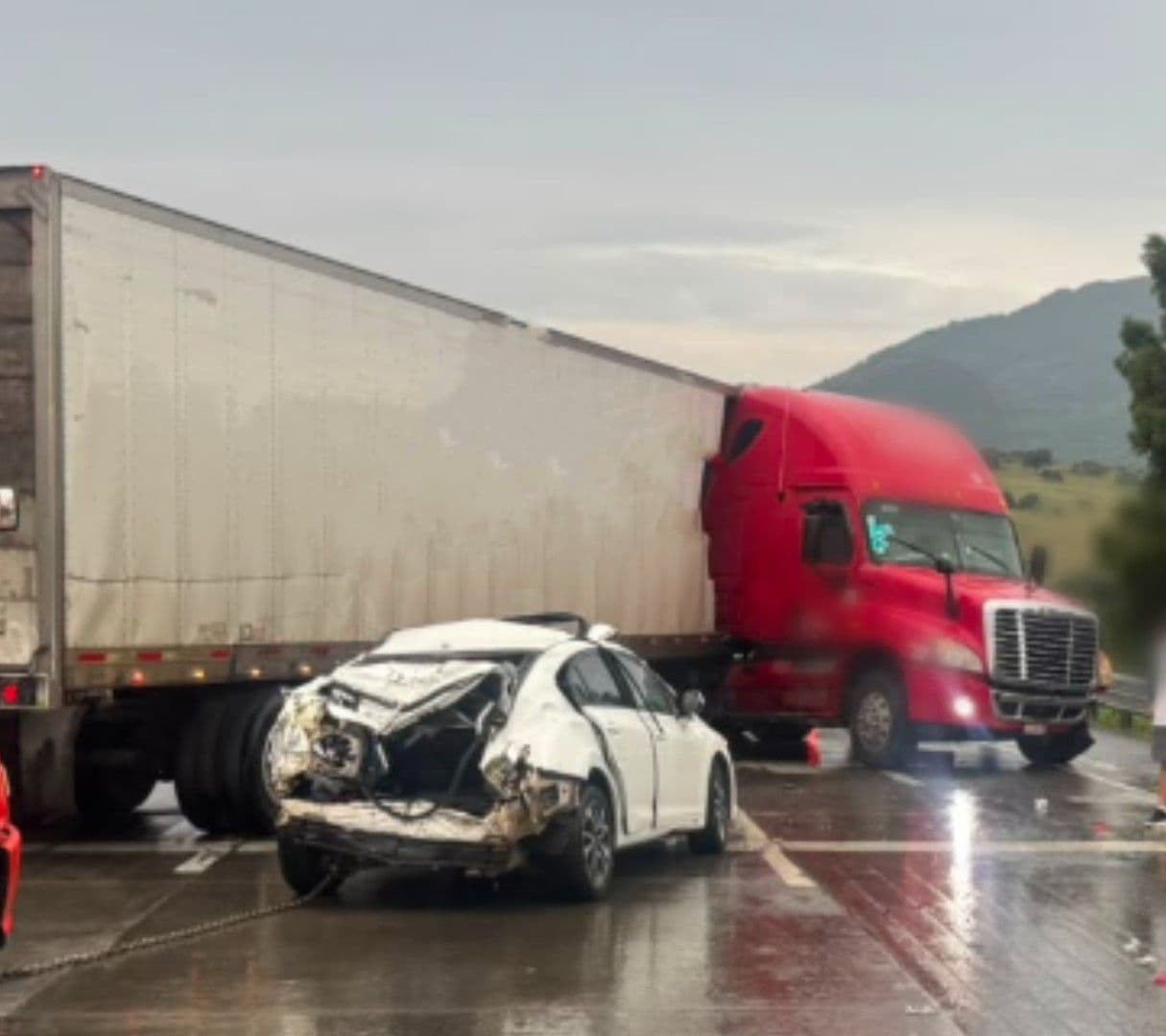 Se registra accidente en carretera México-Querétaro
