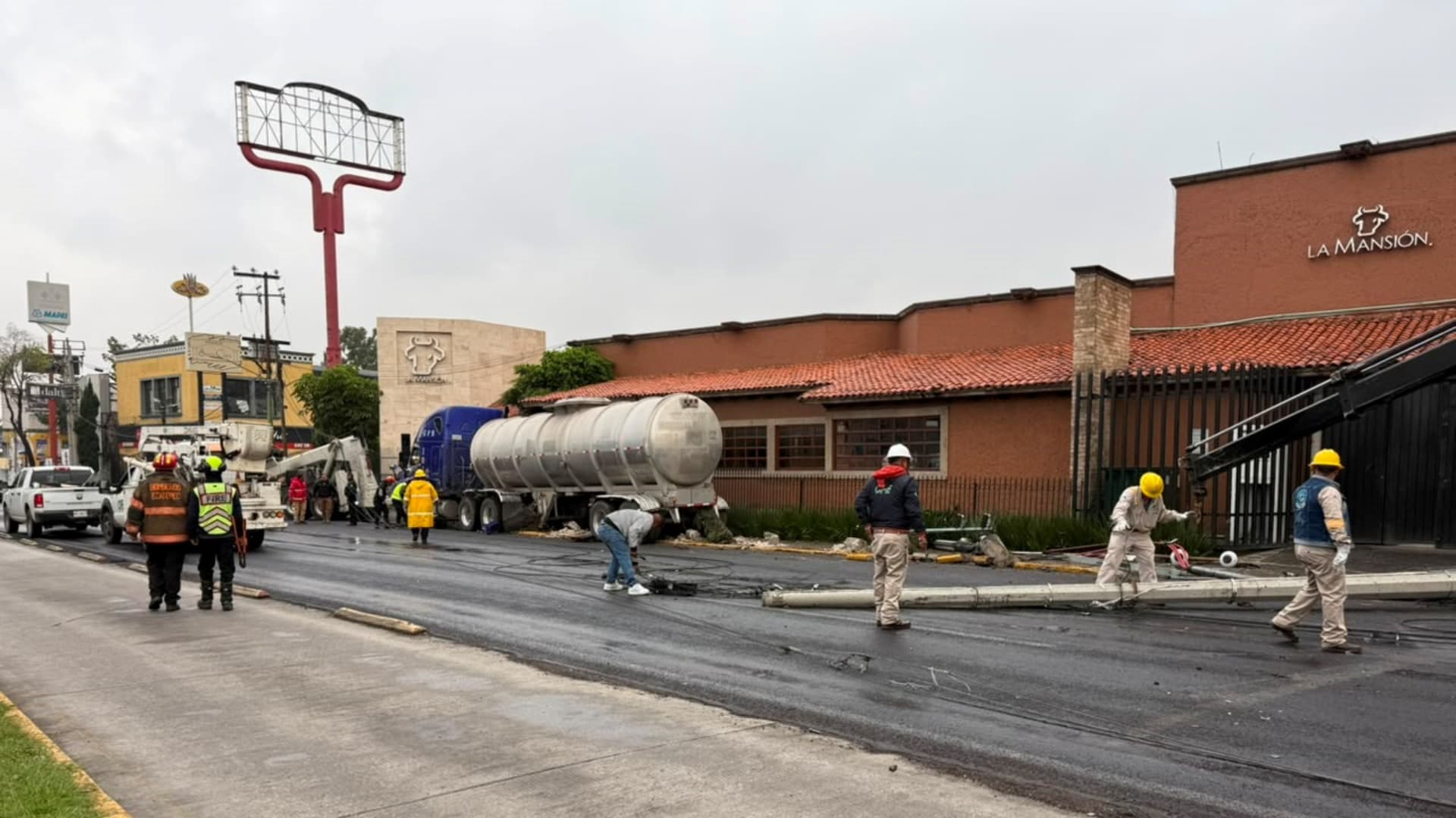 Fuerte accidente en la Vía Morelos, en Ecatepec, hoy 10 de agosto 2026
