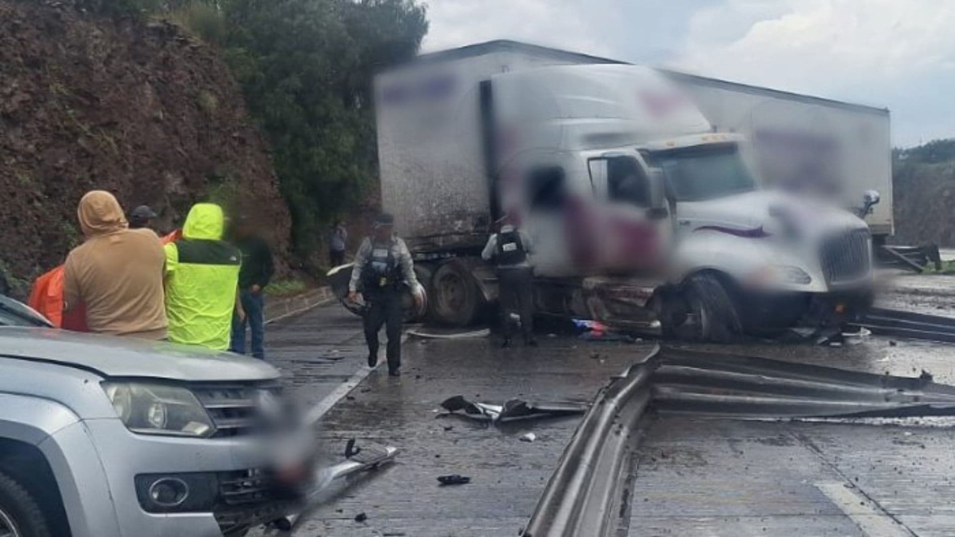 ¿Qué Pasó en la Autopista México-Querétaro Hoy? Choque Provoca Cierre Temporal