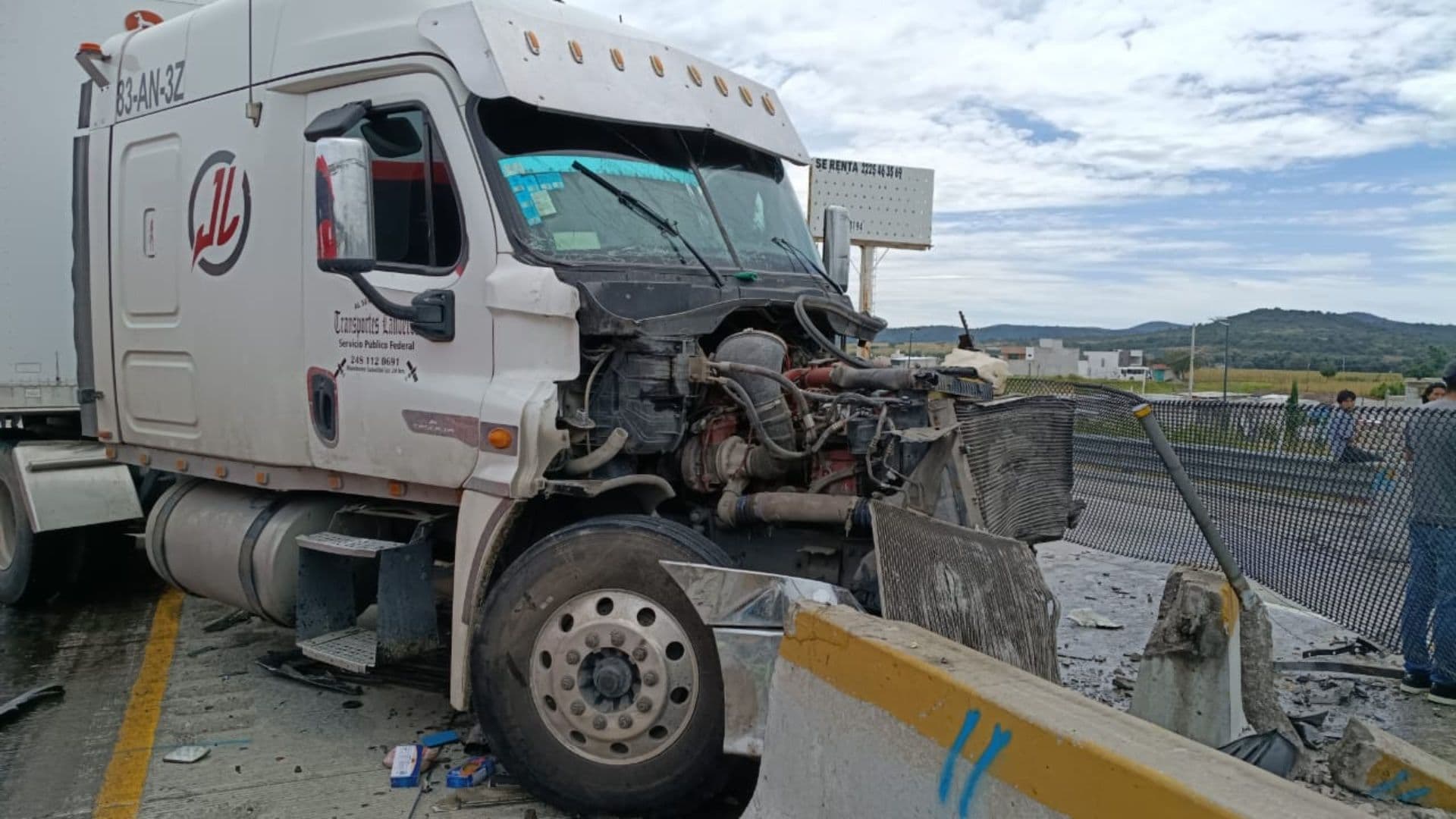Accidente múltiple en la autopista Puebla-Orizaba. Foto: Alberto Tejeda