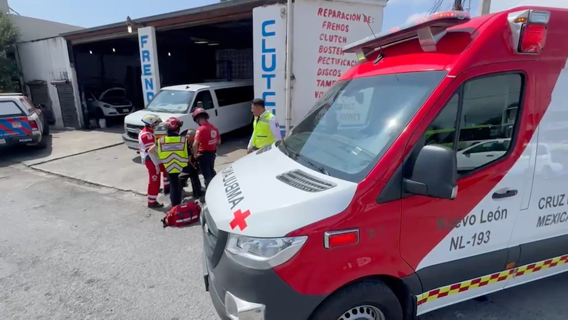 Adulto mayor atropellado en Monterrey