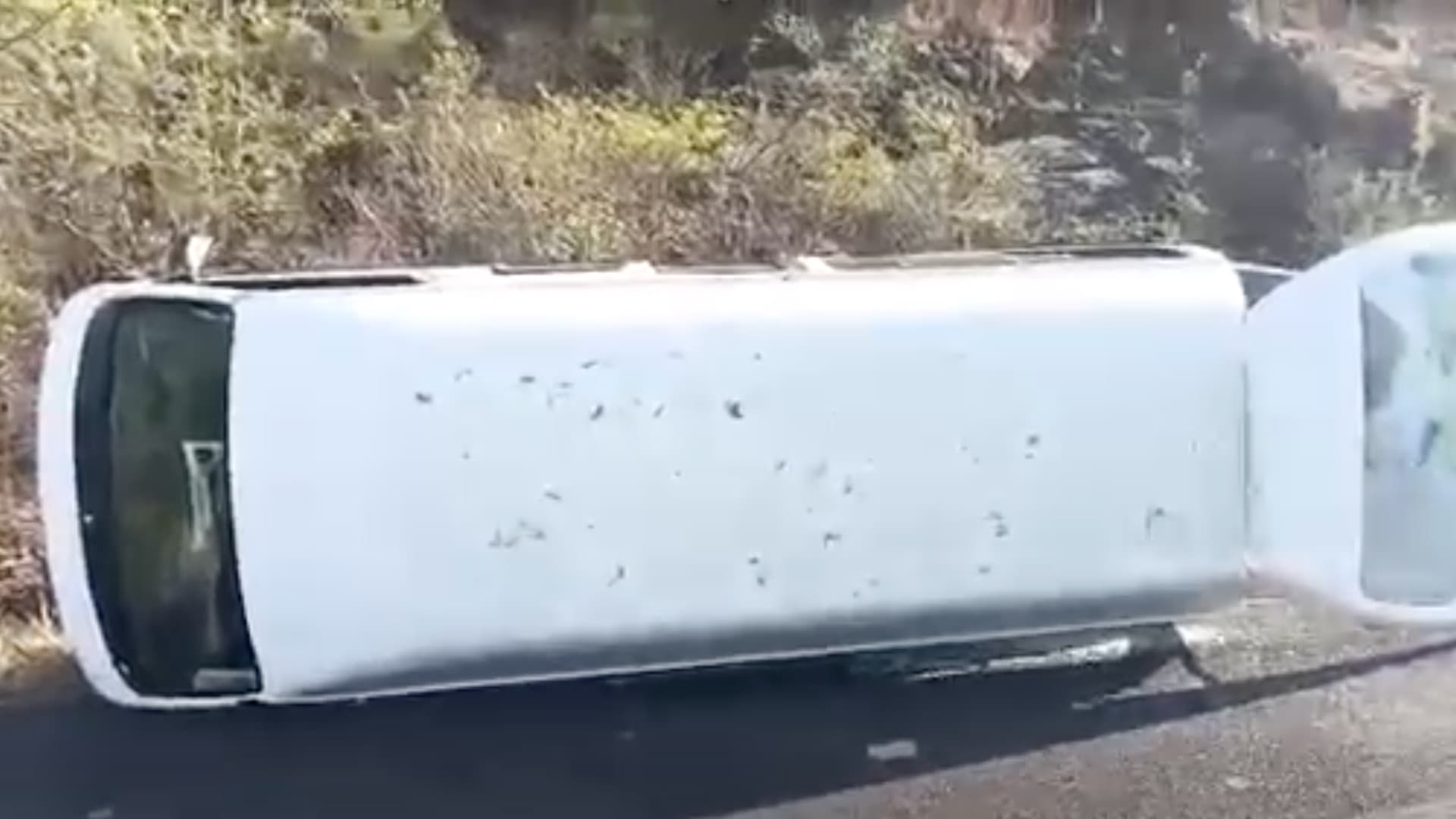 Volcadura de Transporte Público Deja a Siete Pasajeros Lesionados en Carretera de Puebla