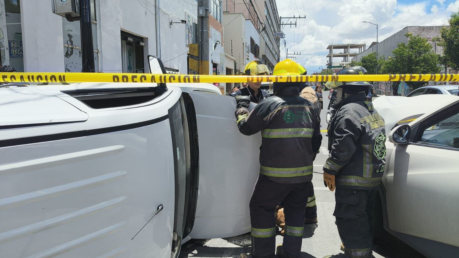 Tres heridos dejó un accidente en la ciudad de Puebla.