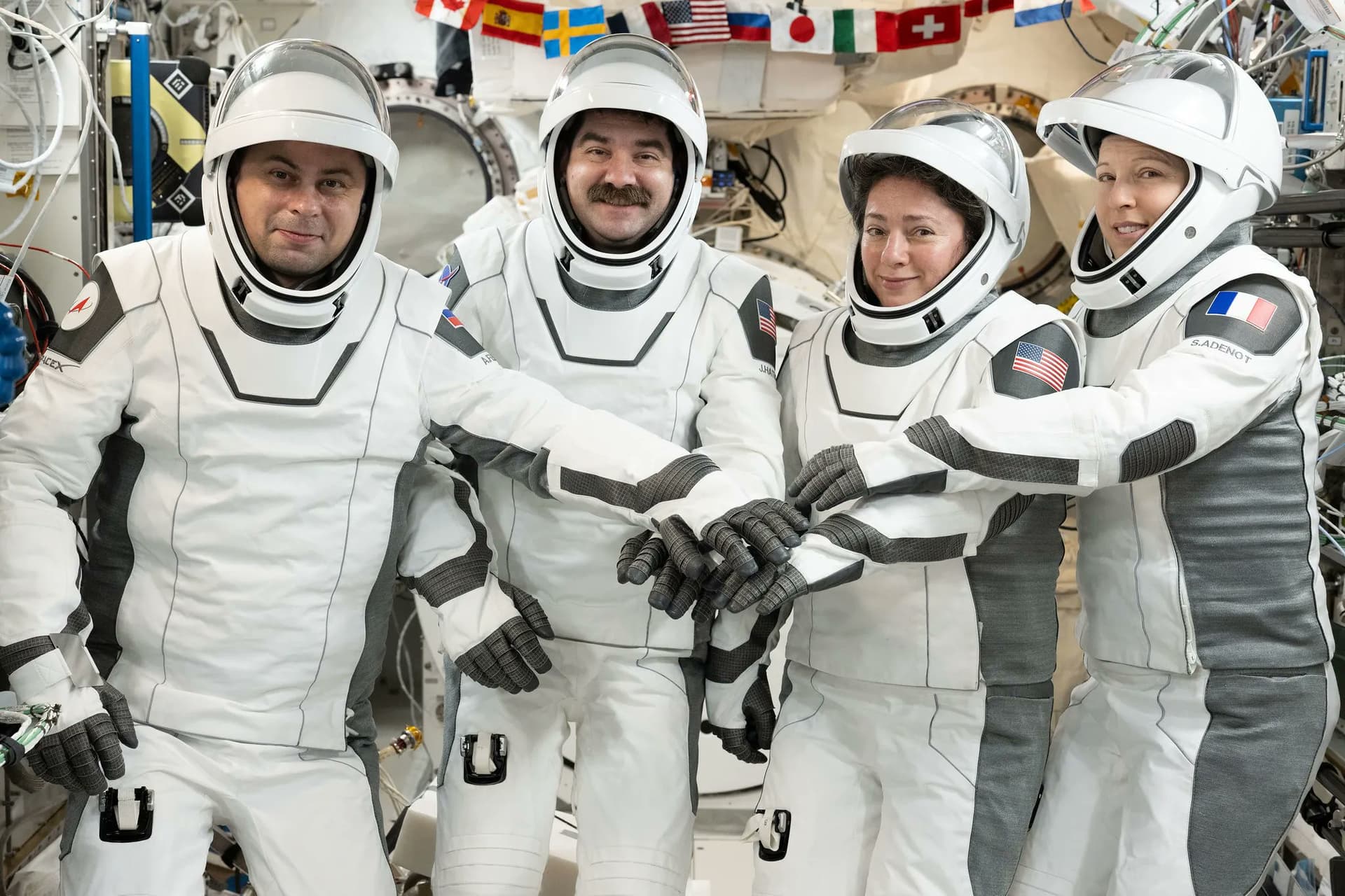 Astronautas de la misión Crew-12 de la NASA