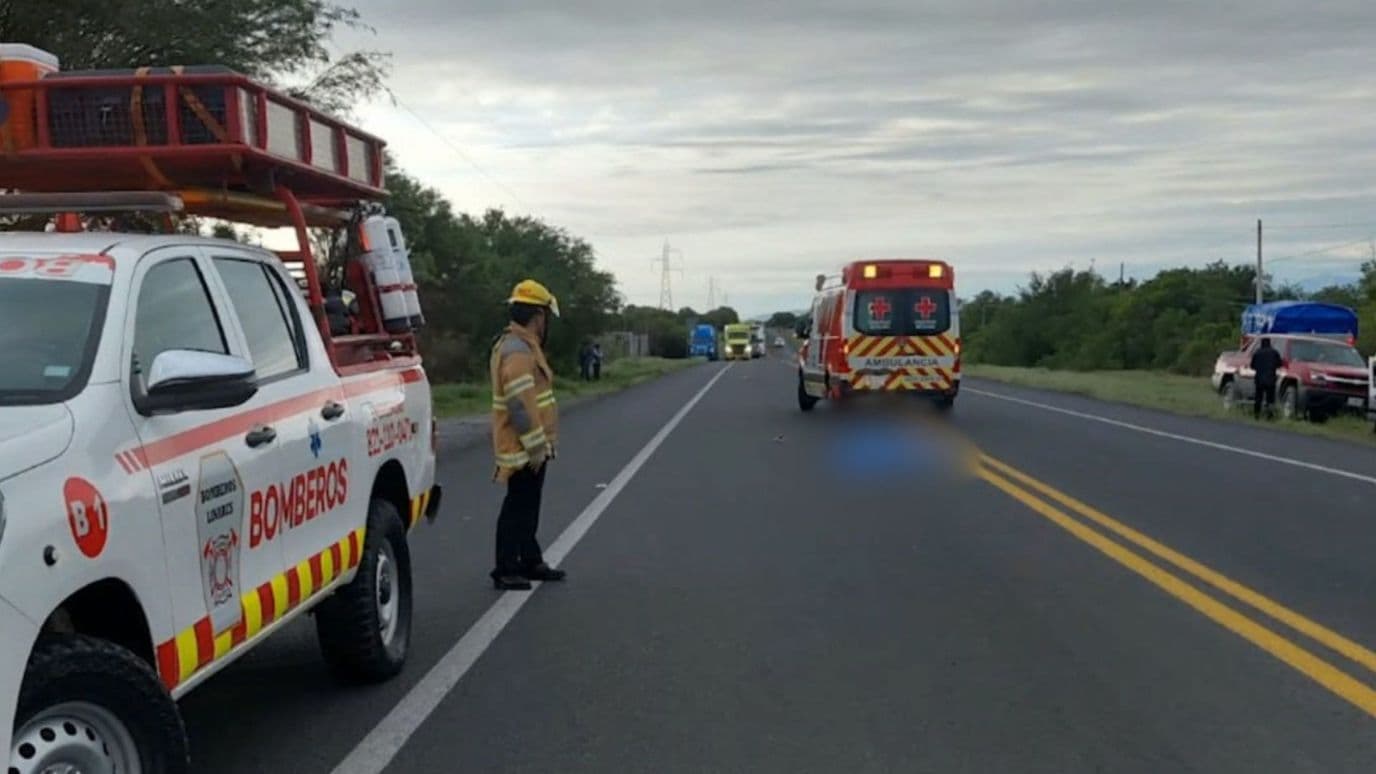 Adulto mayor atropellado en Carretera Nacional en Linares
