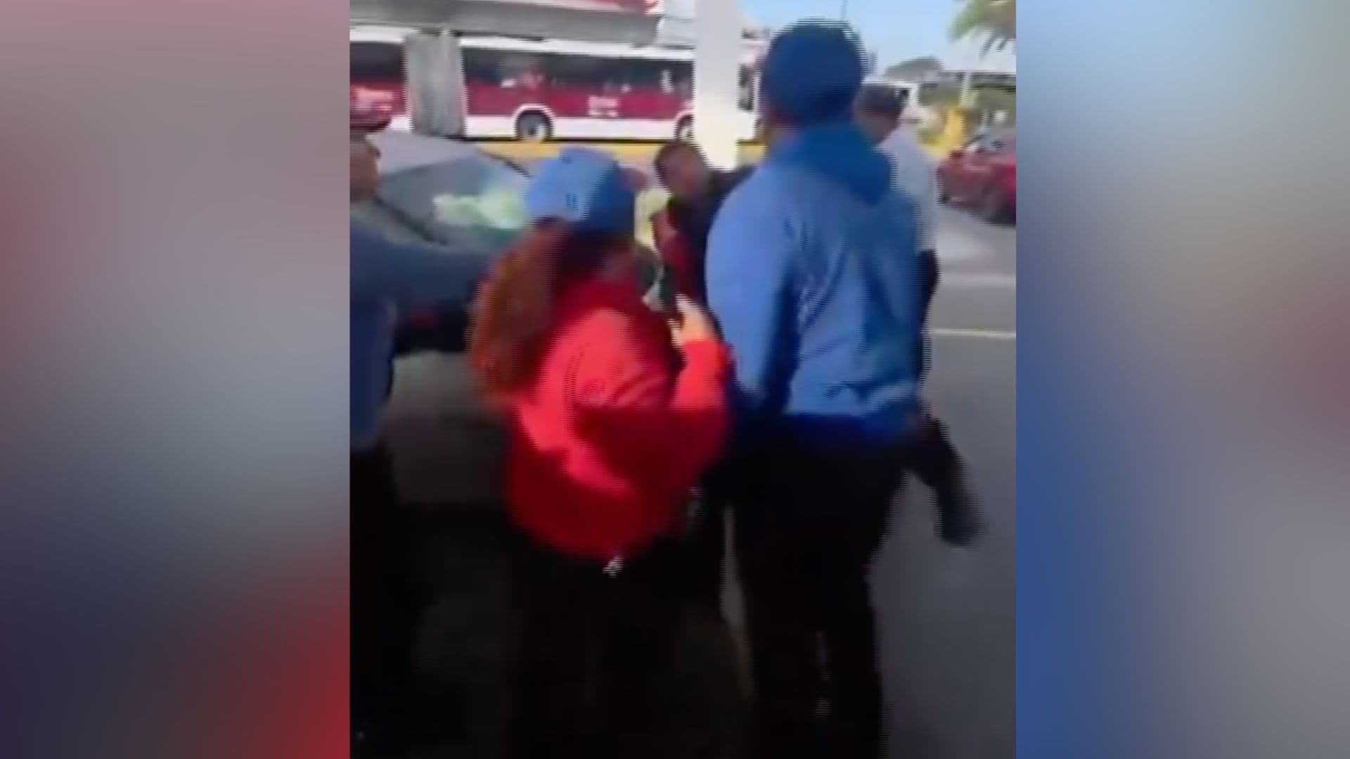 Agresión Despachador Gasolinera Reportero Carlos Pacheco Diagonal Defensores República Puebla