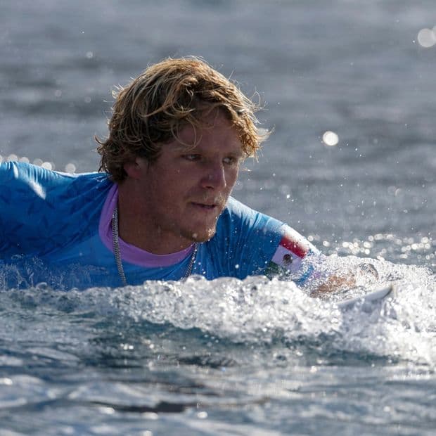 Surfista Mexicano Alan Cleland es Acusado de Abuso Sexual