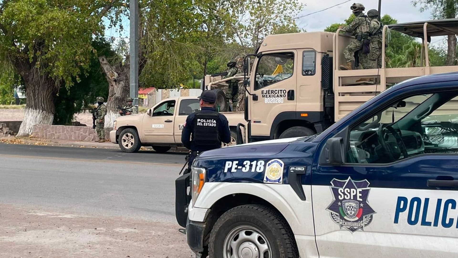 Elementos de la SSPE fueron atacados a balazos durante una persecución en Aldama.