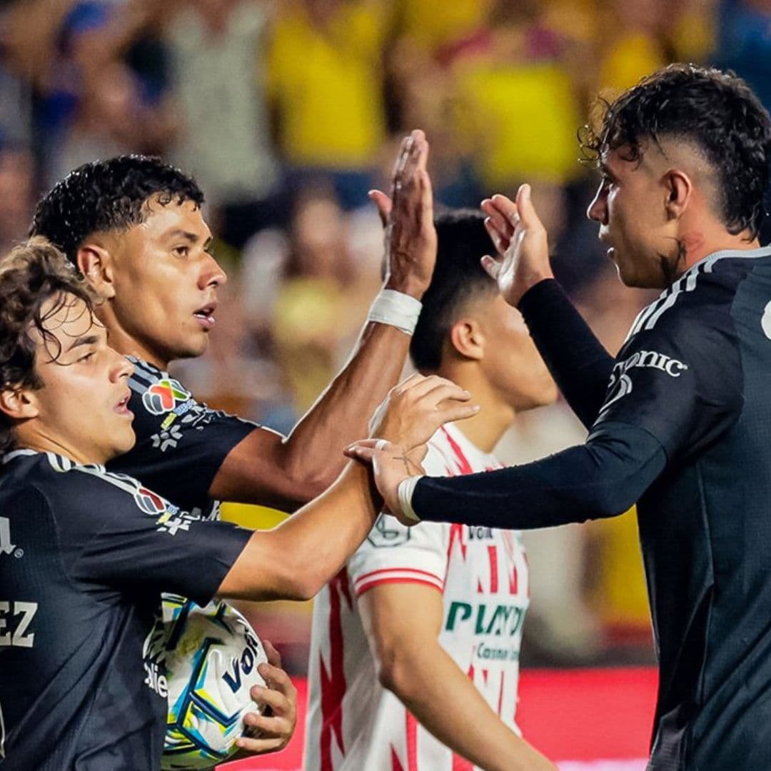 Henry Martín Marca Triplete y Comanda la Victoria de América Sobre Necaxa