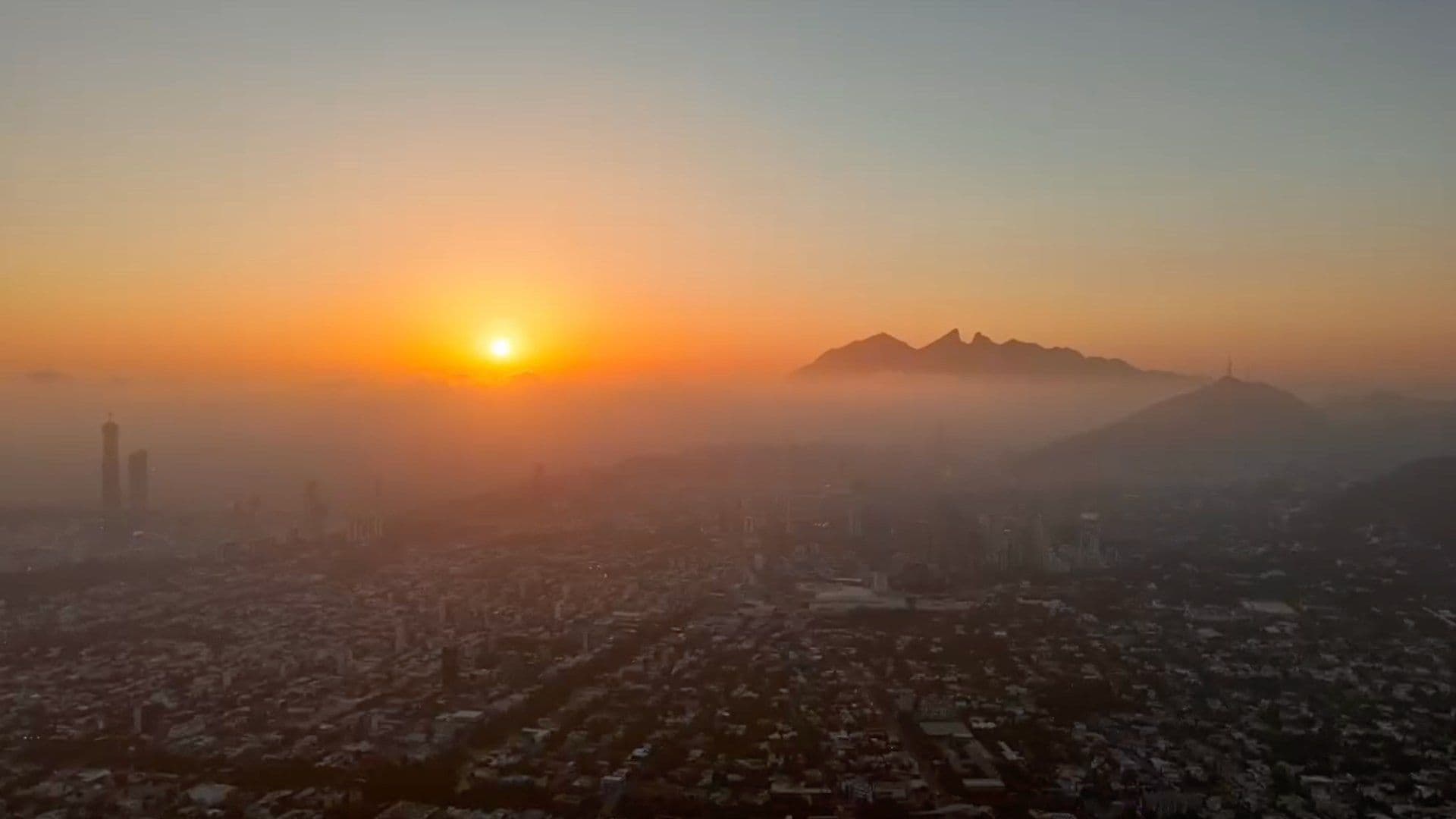 Amanecer en Nuevo León
