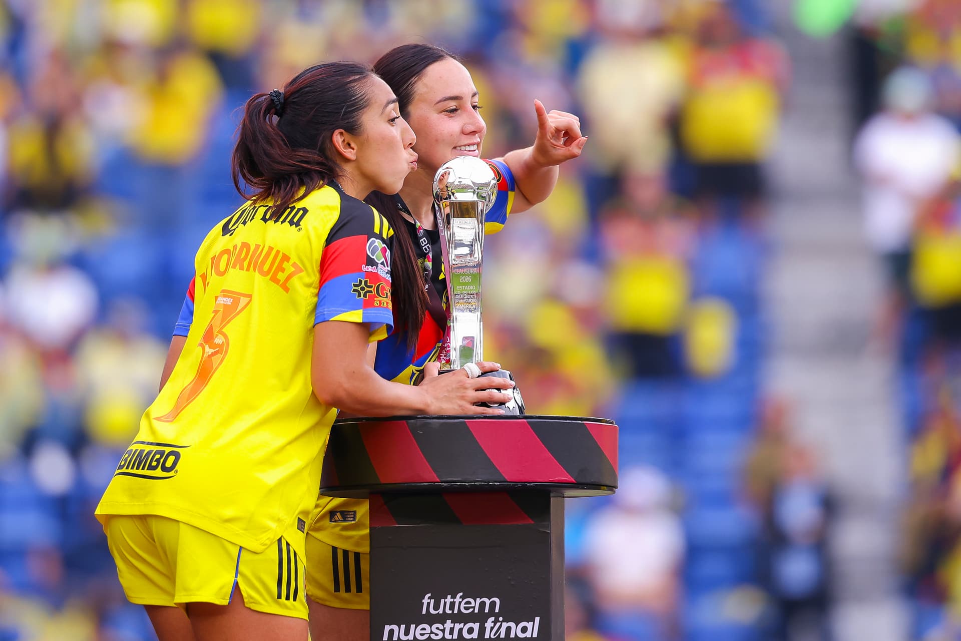 Jugadoras del América Femenil, tras un partido de la Liga MX