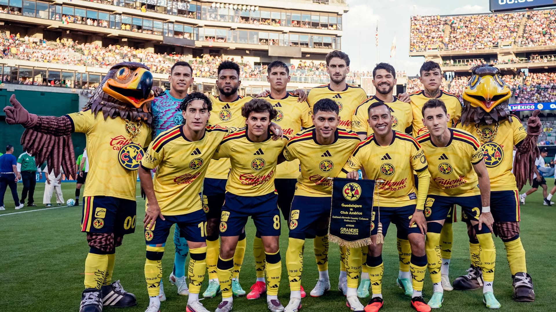 Jugadores del América durante un partido de amistoso en Estados Unidos