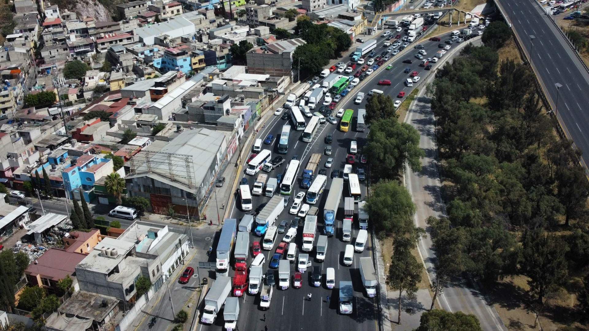 Protesta de transportistas de AMOTAC en el Estado de México, en febrero 2024. Foto: Cuartoscuro | Archivo