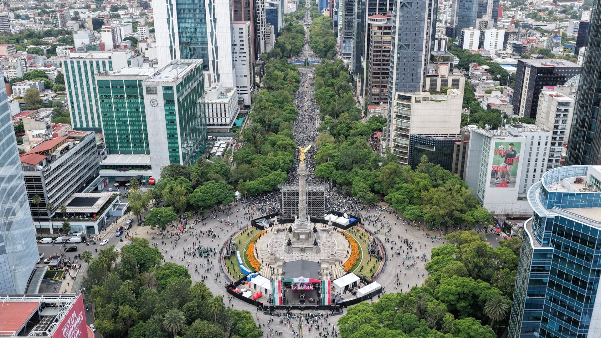El Ángel de la Independencia es uno de los monumentos emblemáticos de CDMX