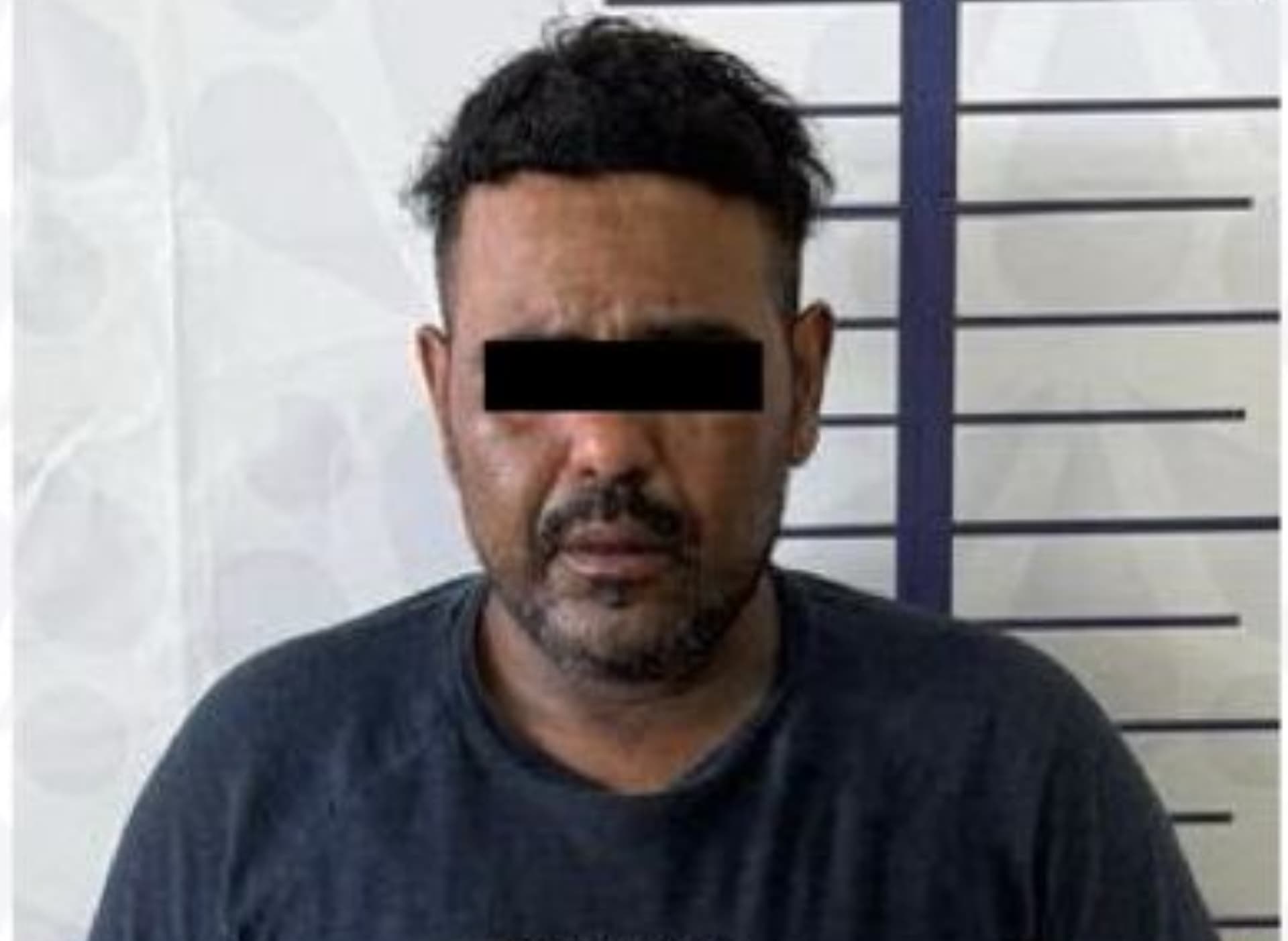Antonio Everardo intentó escapar cuando vio a la policía y le encontraron droga.