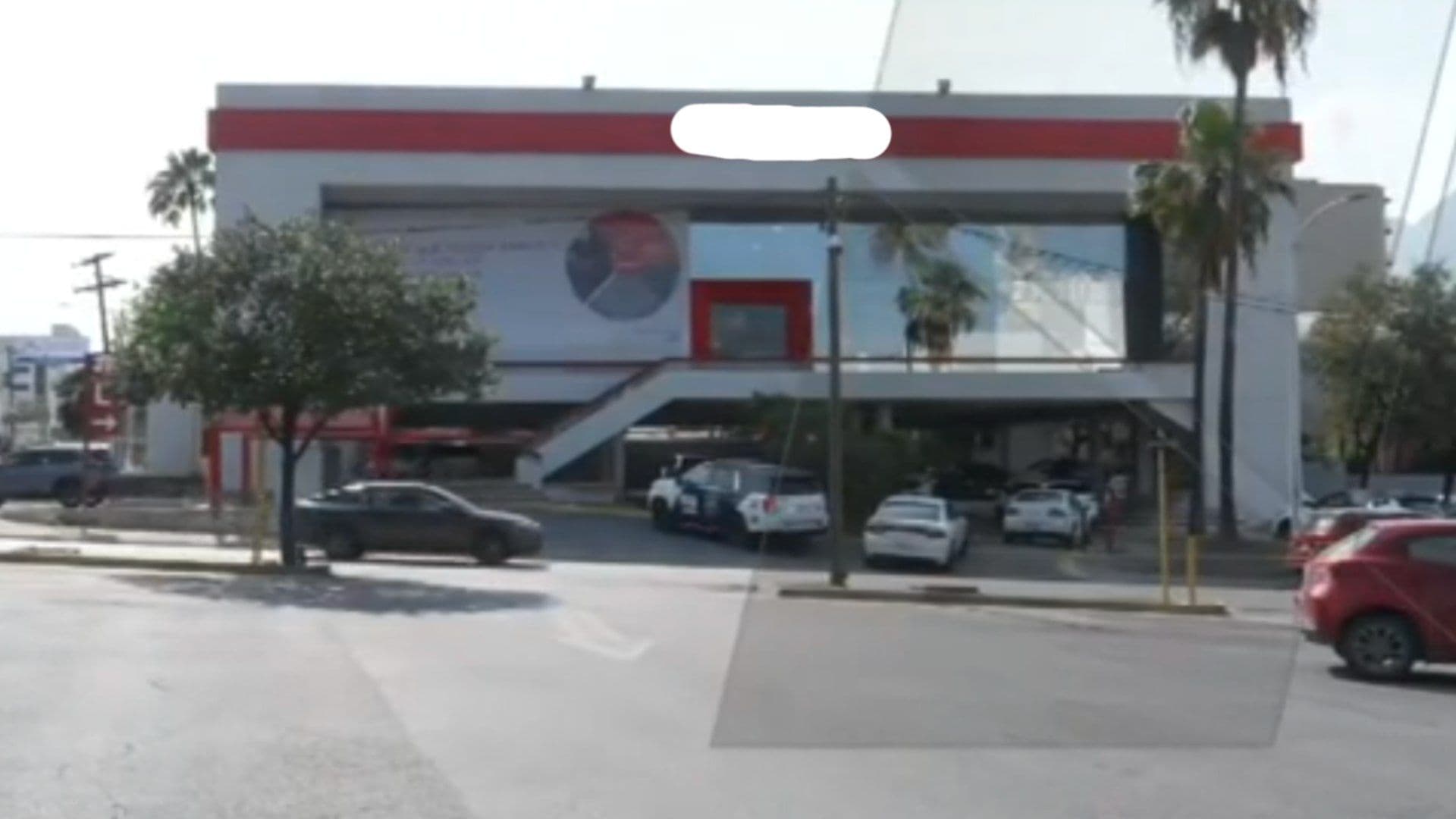 Asalto millonario en sucursal bancaria