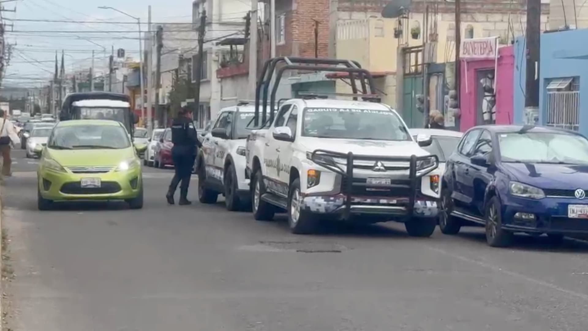 Comando Armado Asalta Escuela Primaria en Puebla y Deja Dos Maestras Lesionadas