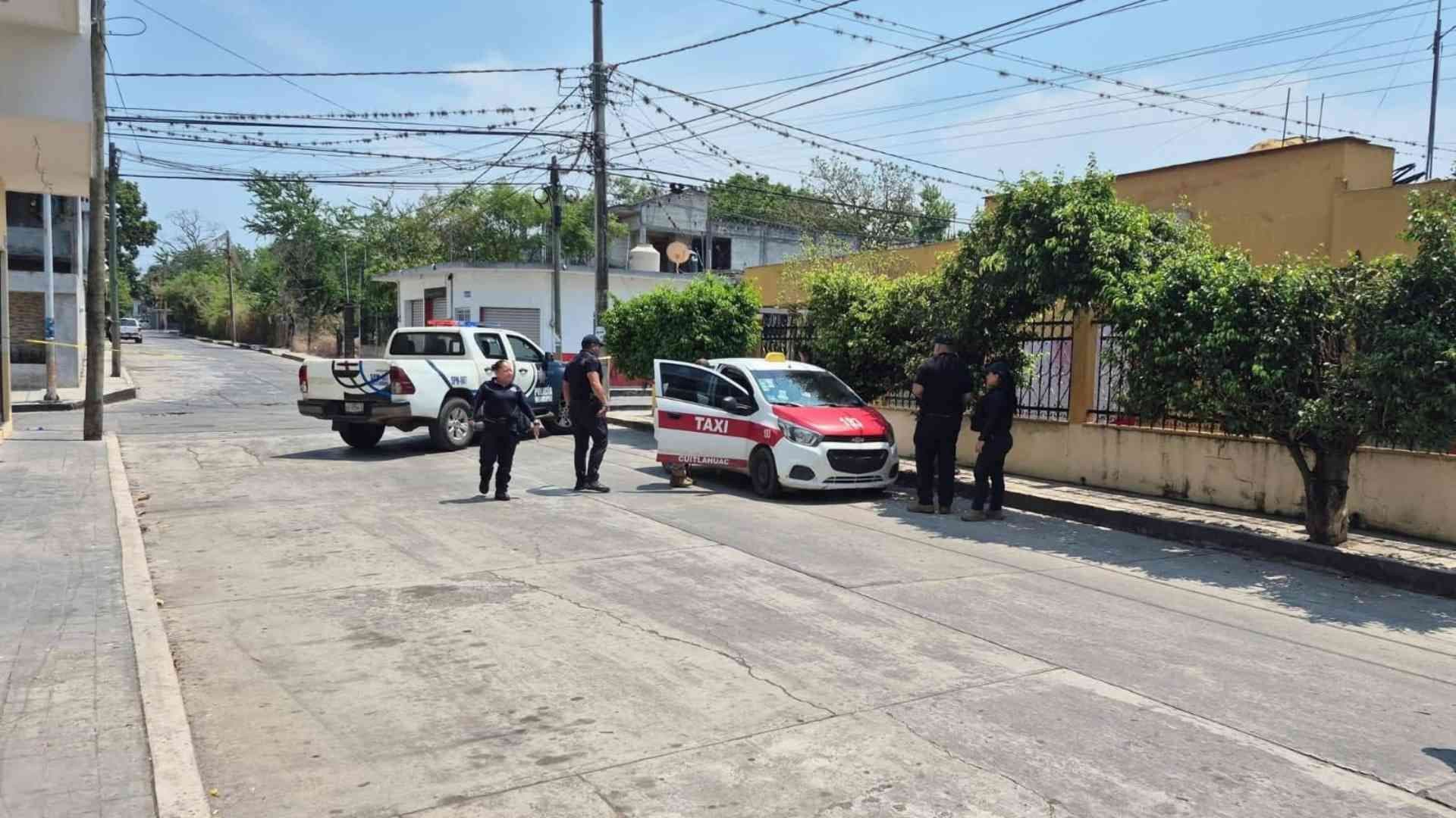 Taxista es Asesinado a Disparos en su Unidad en Cuitláhuac, Veracruz