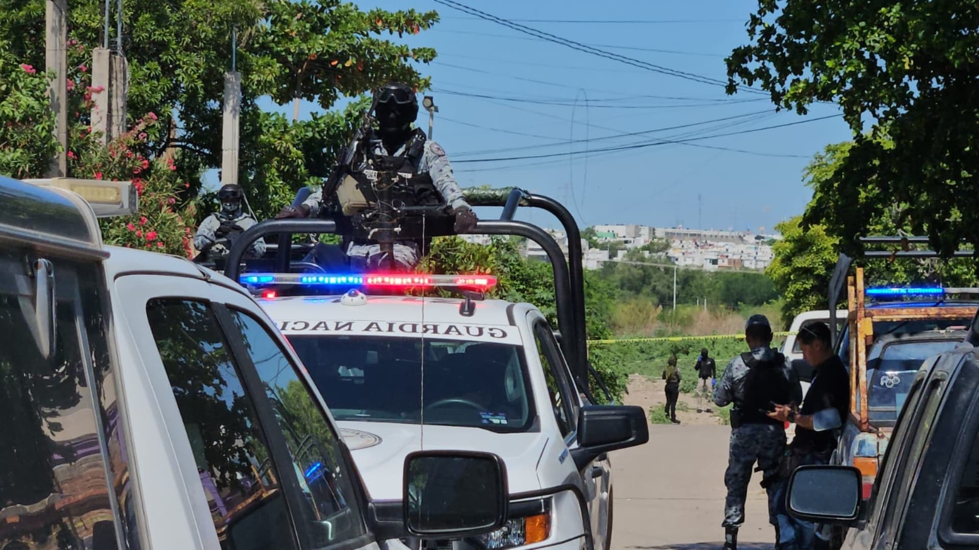 Tras la agresión un policía resultó lesionado.