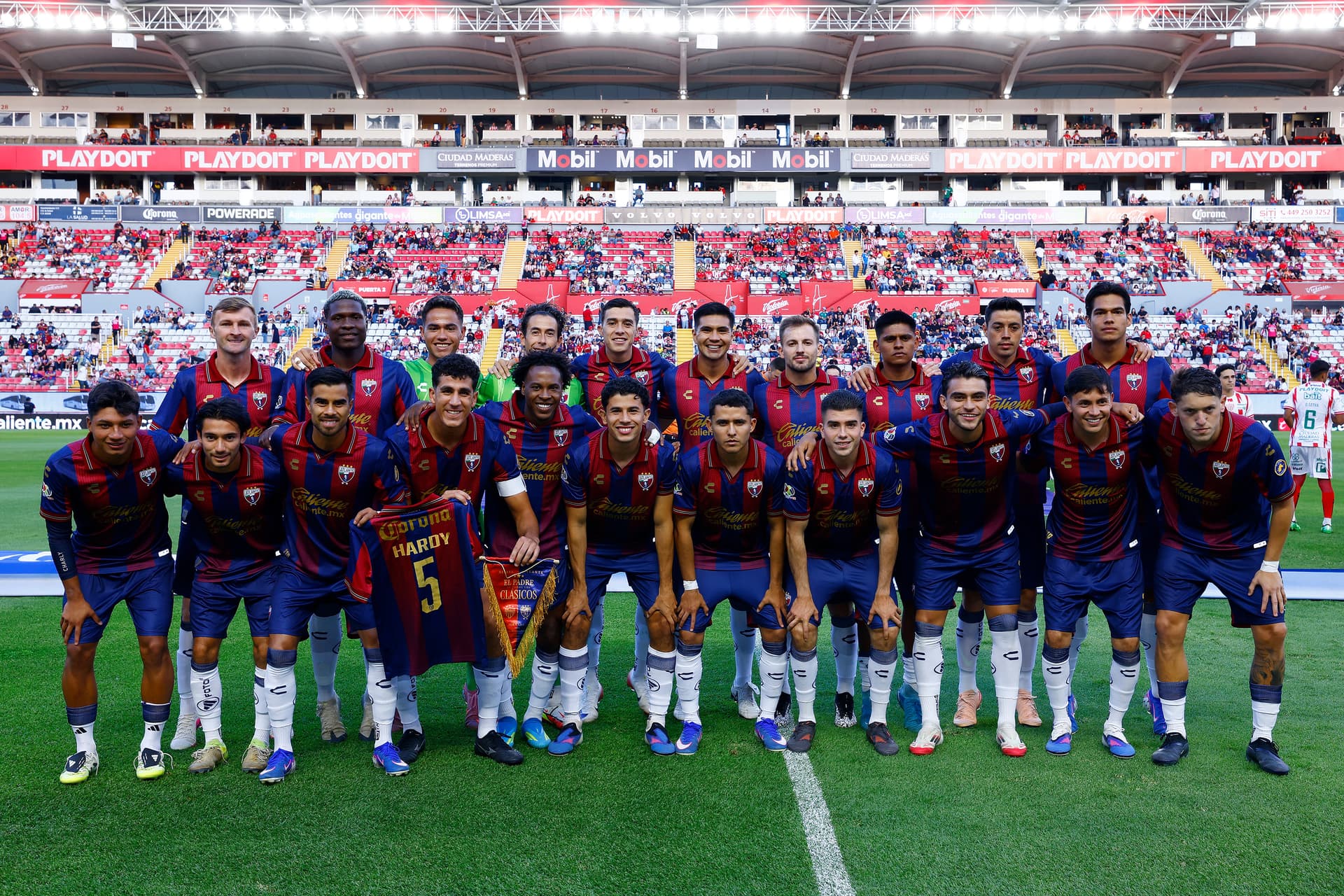 Jugadores del Atlante, antes de un partido de la Liga MX