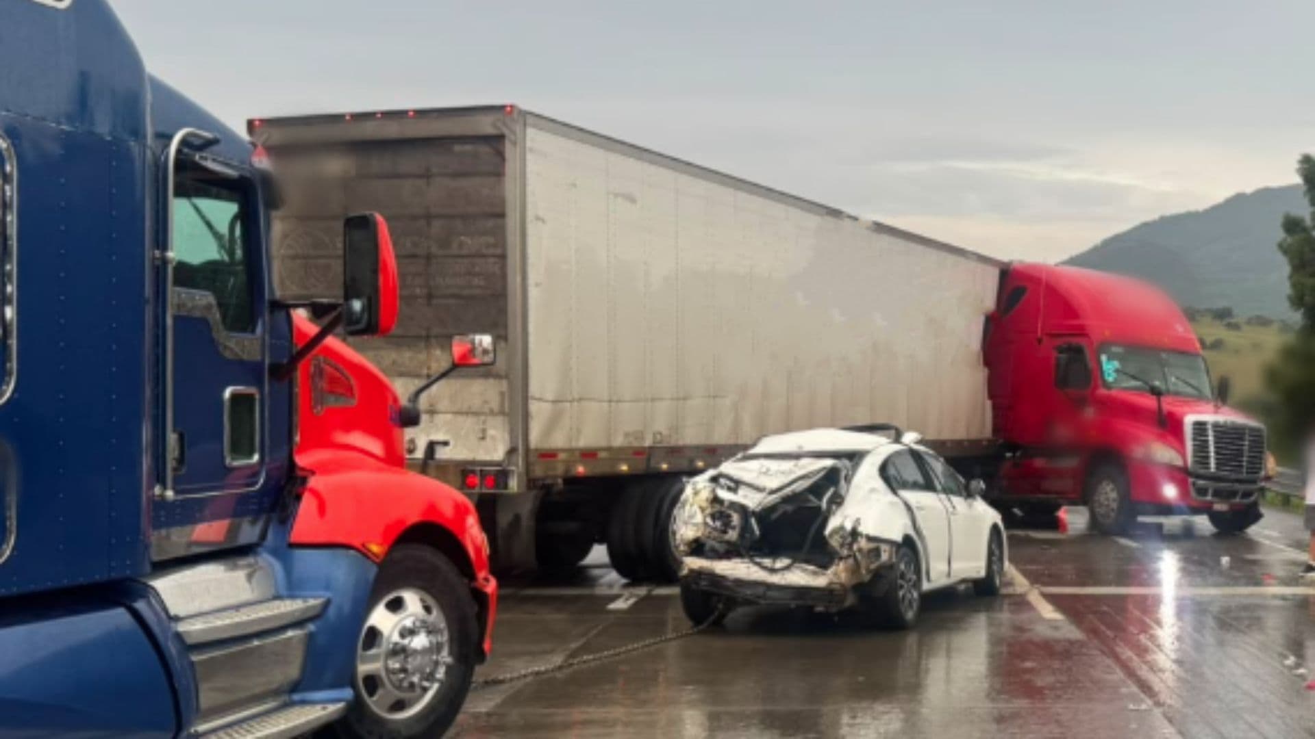 Choque en la autopista México-Querétaro