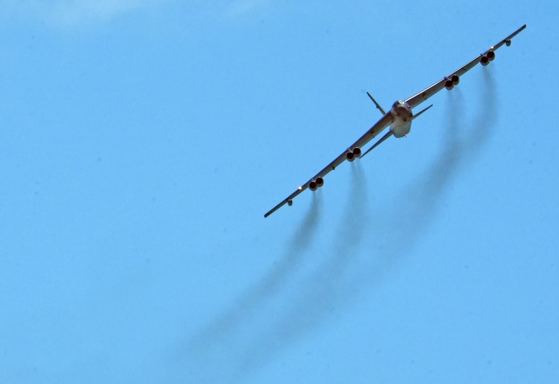 Avión bombardero B-52