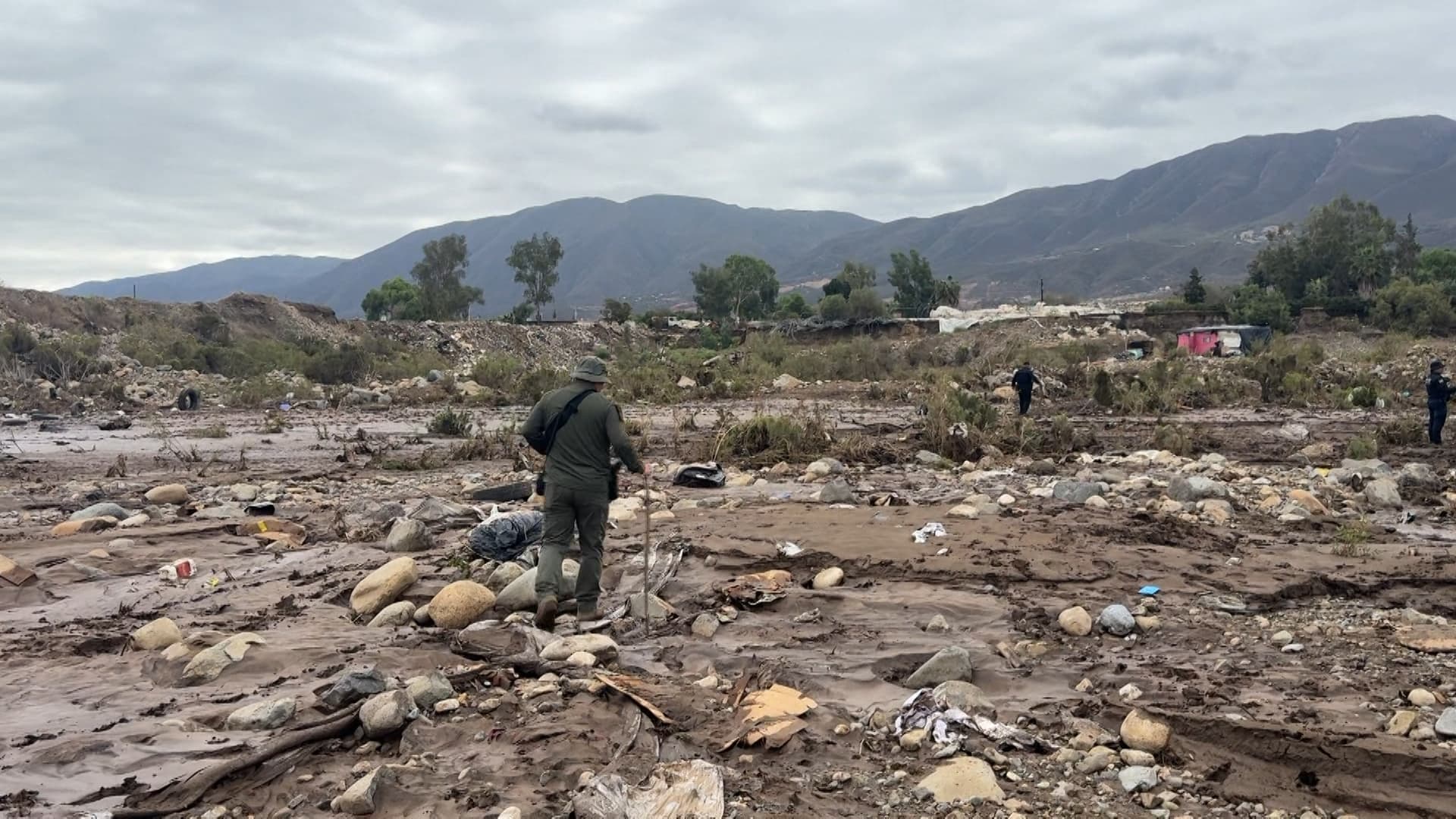 Mantienen Operativo para Localizar a Joven Desaparecida Tras Tormenta Rachel en Ensenada