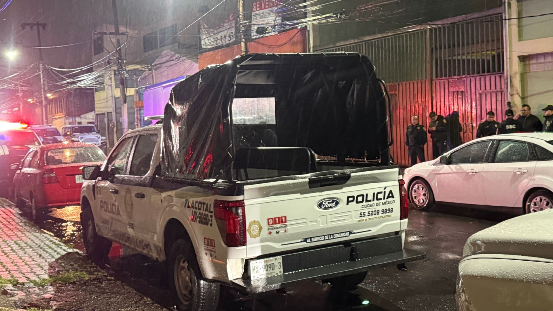 El asesinato ocurrió al interior de una empresa de iluminación en la colonia Granjas México